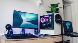 Is Cutting-Edge AI Limited by Hardware Costs in 2025?