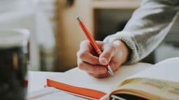 10 Tips to Use an AI Writer: Writing like a Human with AI