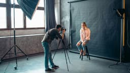 How to Write Prompts for Photorealistic Images?