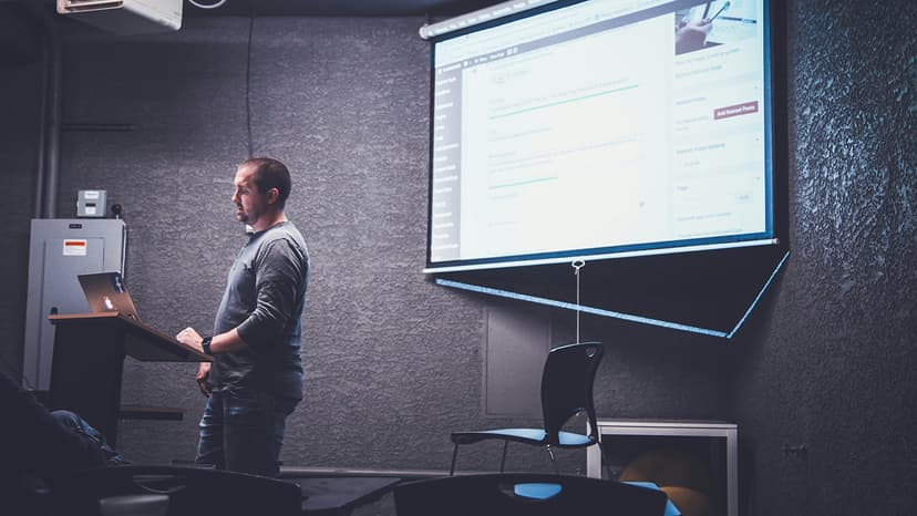 How Can You Use AI to Practice and Improve Your Sales Pitch?