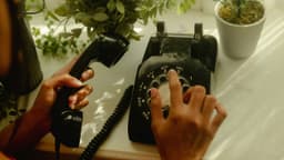 Why virtual telephone companies can sell so many phone numbers from different countries