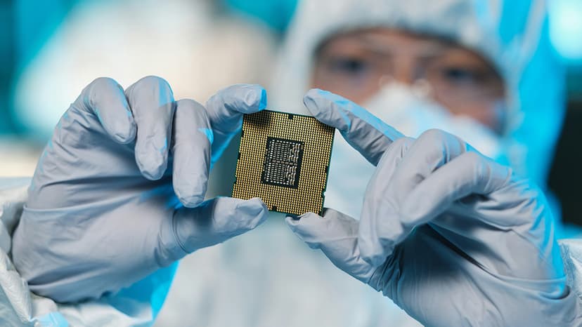 What Does 3nm or 5nm Mean in Chips?